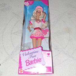 Brand New Factory Sealed Vintage 1996 Valentine Fun Barbie Special Edition