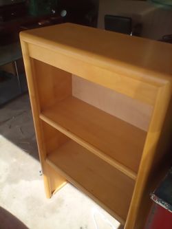 Solid bookshelf