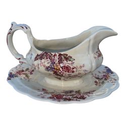 Booths Washington pattern gravy boat with attached underplate
