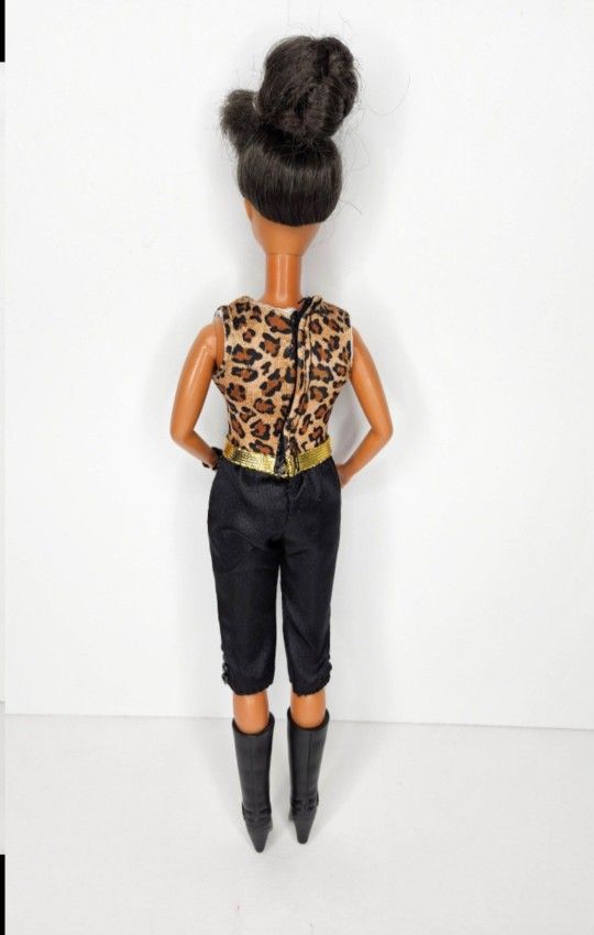 The Cheetah Girls Galleria "Bubbles" Raven-Symone Doll for Sale in