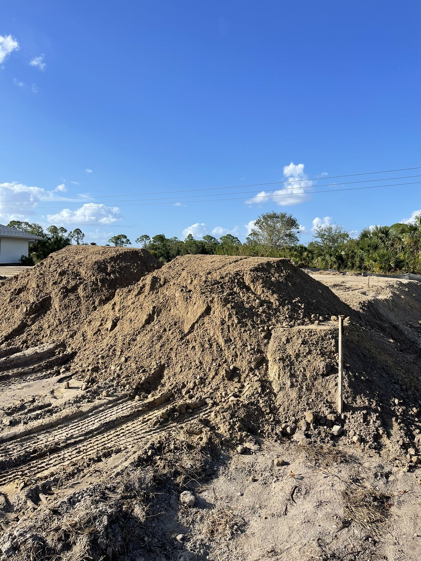 💥🔥todo En Uno,trabajo Bobcat Y Tierra Para Relleno Nueva Construcción 🔥💥