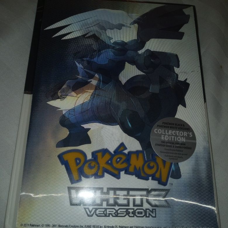 Pre-Owned Pokemon Black Pokemon White Versions: The Official