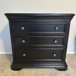 3 Drawer Dresser 