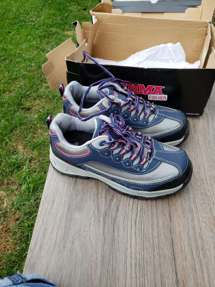 Steel Tip Shoes Womens