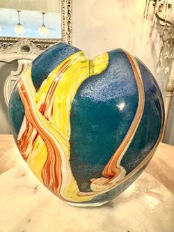 Heart shaped heavy vase by (Gorgeous design)