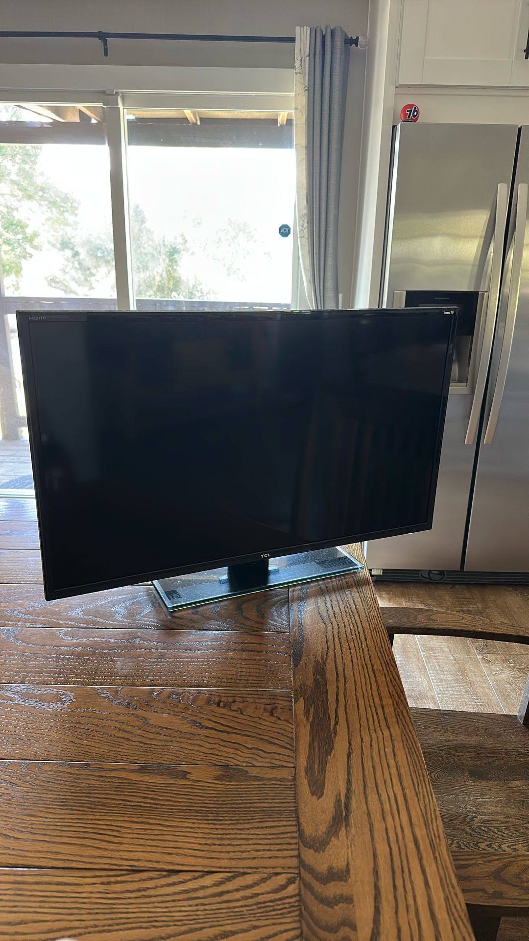 32” TV