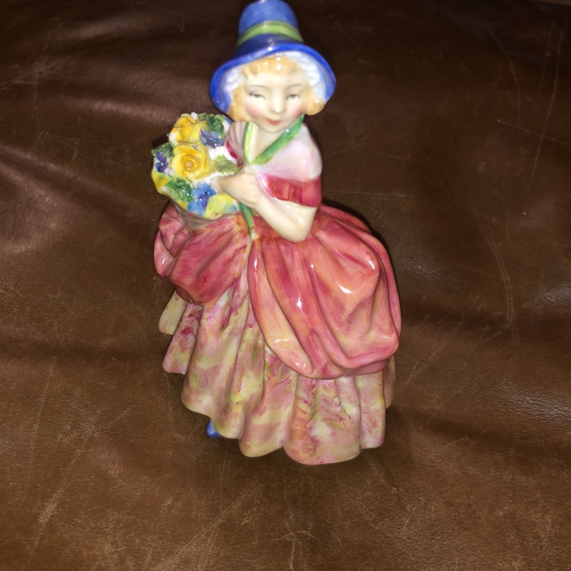 Royal Doulton , Cissie figurine