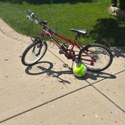 Schwinn Mountain Bike 