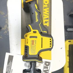 Dewalt 12volt RECIPROCATING SAW