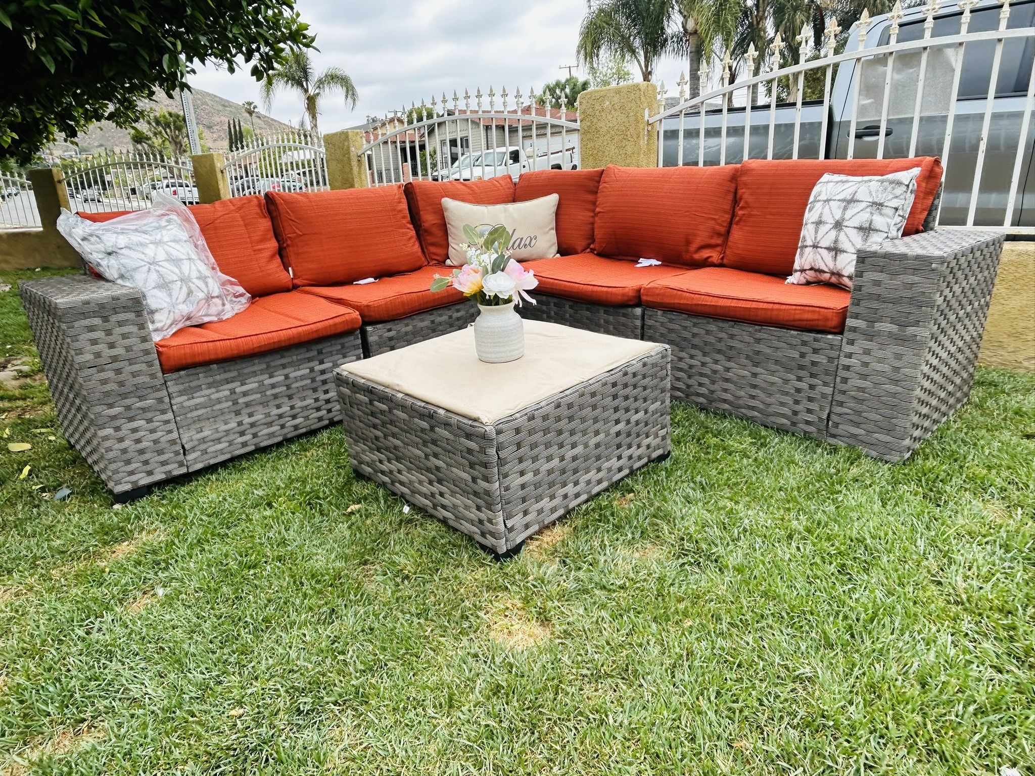 Patio Furniture Settional Brand New 