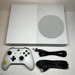 Microsoft Xbox One S White Console 1TB, TESTED & WORKING!