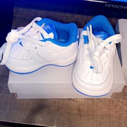 Baby  Nike Size 2 