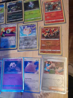 Pokémon Halographic Cards