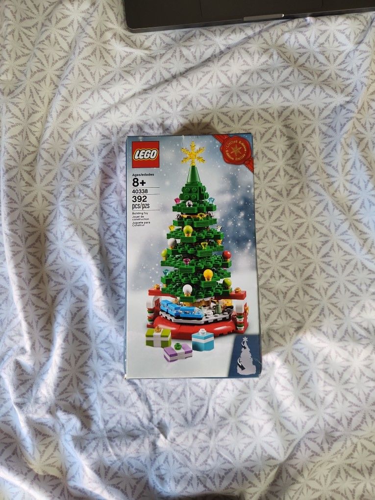 Lego Exclusive Set 40338 Holiday Christmas Tree 2019 Limited - Main Image