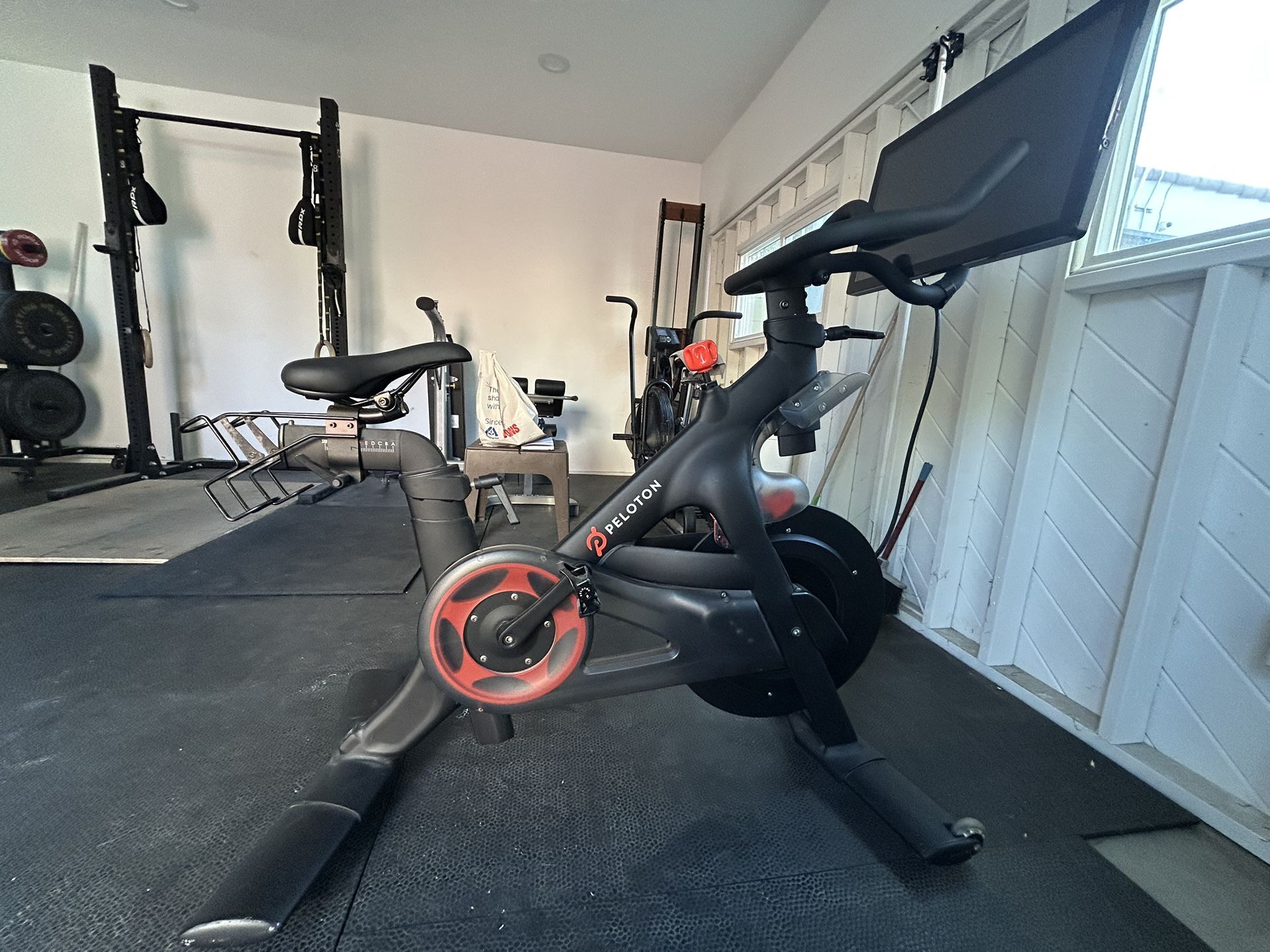 Peloton Gen 1 In Pristine Condition