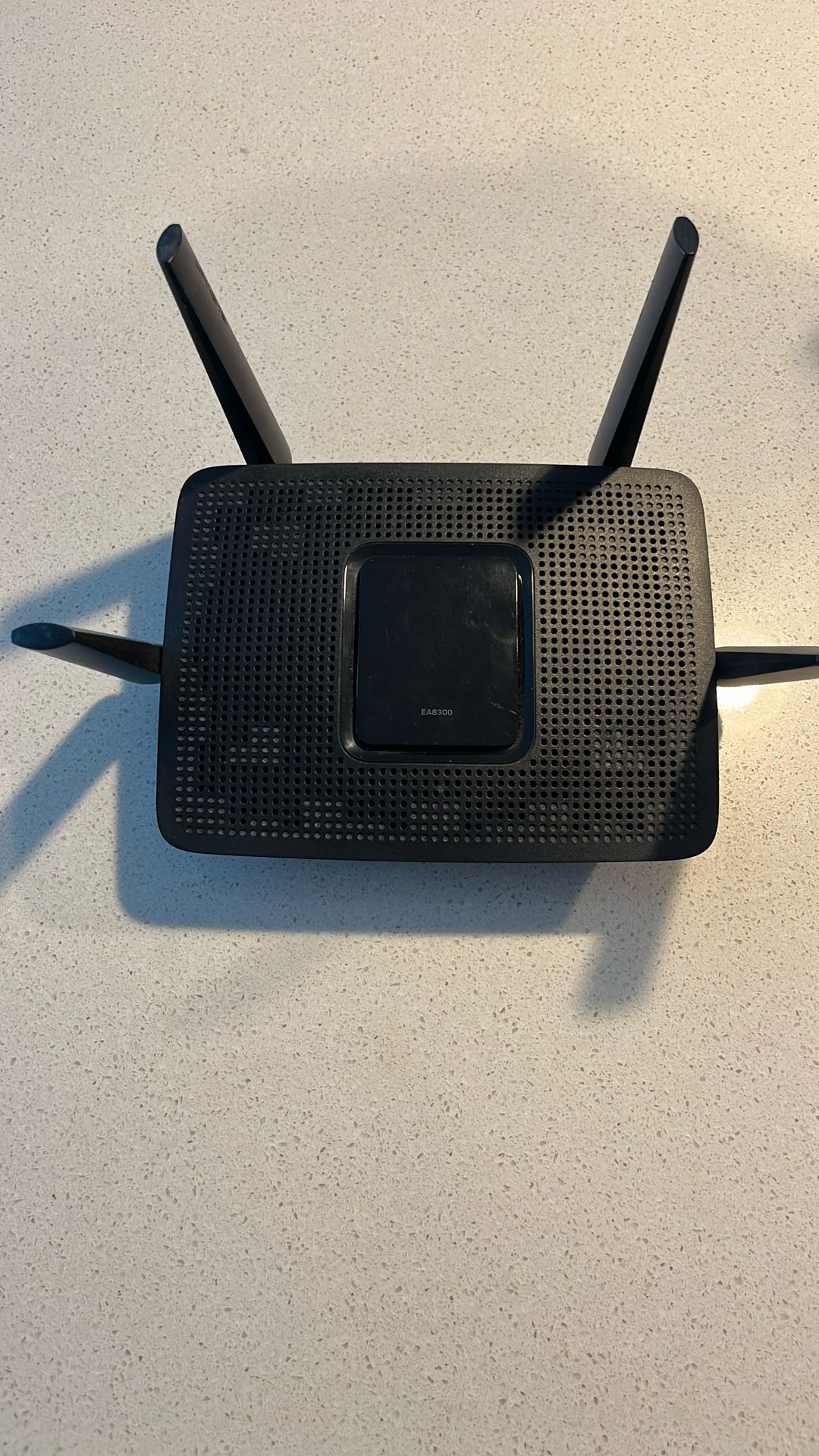 Linksys EA8300