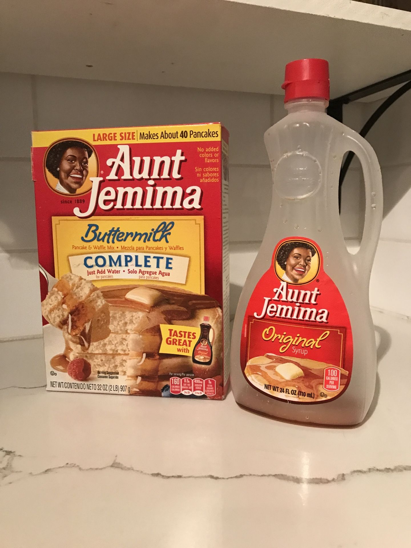 Aunt Jemima Pancake Mix and Syrup 