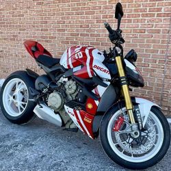 2025 Ducati Ducati Streetfighter V4 Supreme®