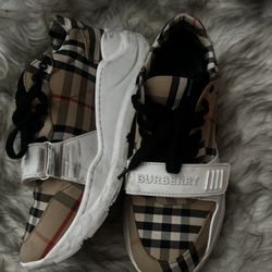 Burberry sneakers size 8 women