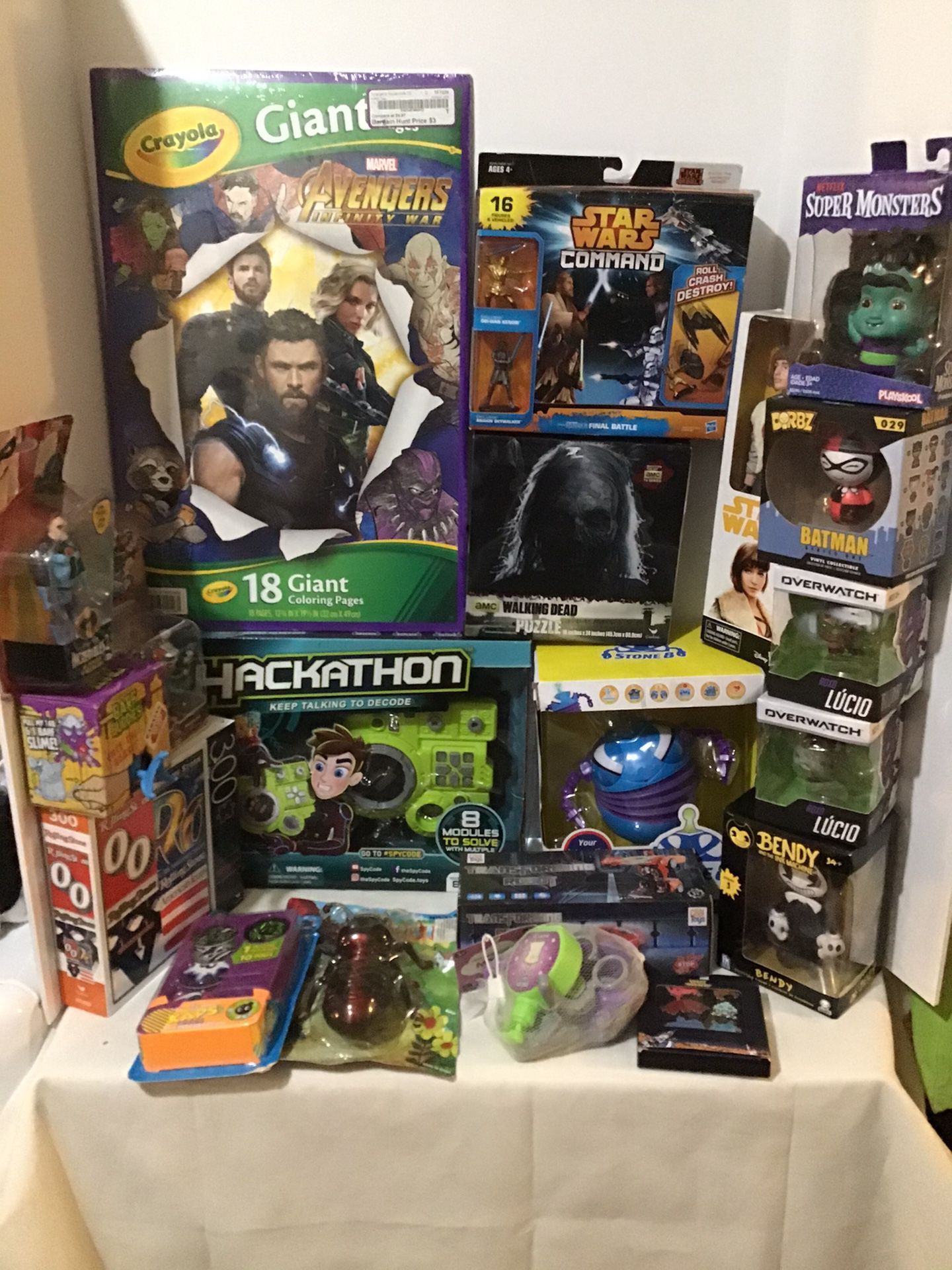 Huge lot of Boys Toys Avengers, Star Wars, Incredibles, and More