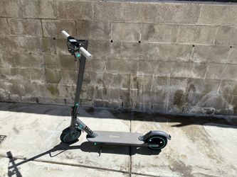 HIQIS electric scooter