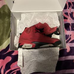 Jordan 6 Retro Toro Bravo Size 10