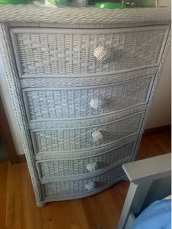 Wicker dresser
