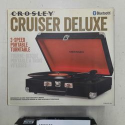 Crosley Cruiser Deluxe LP Vinyl Phonoraph Record Player - NEW - Model CR8005D-BK