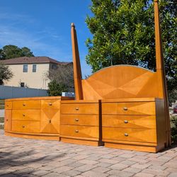 Queen Bedroom Furniture Set 