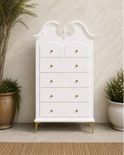 Bassett Cream  & Clover • Five-Drawer Tall Dresser