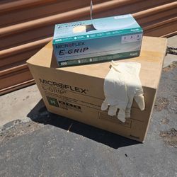Microflex Medium Examination Gloves Case Of 10 X100
