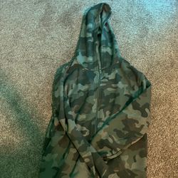 nice camo hoodie from jack and cat