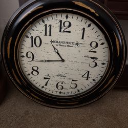 Large Wall Clock, Battery Operated