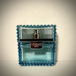Versace Man Eau Fraîche Cologne 