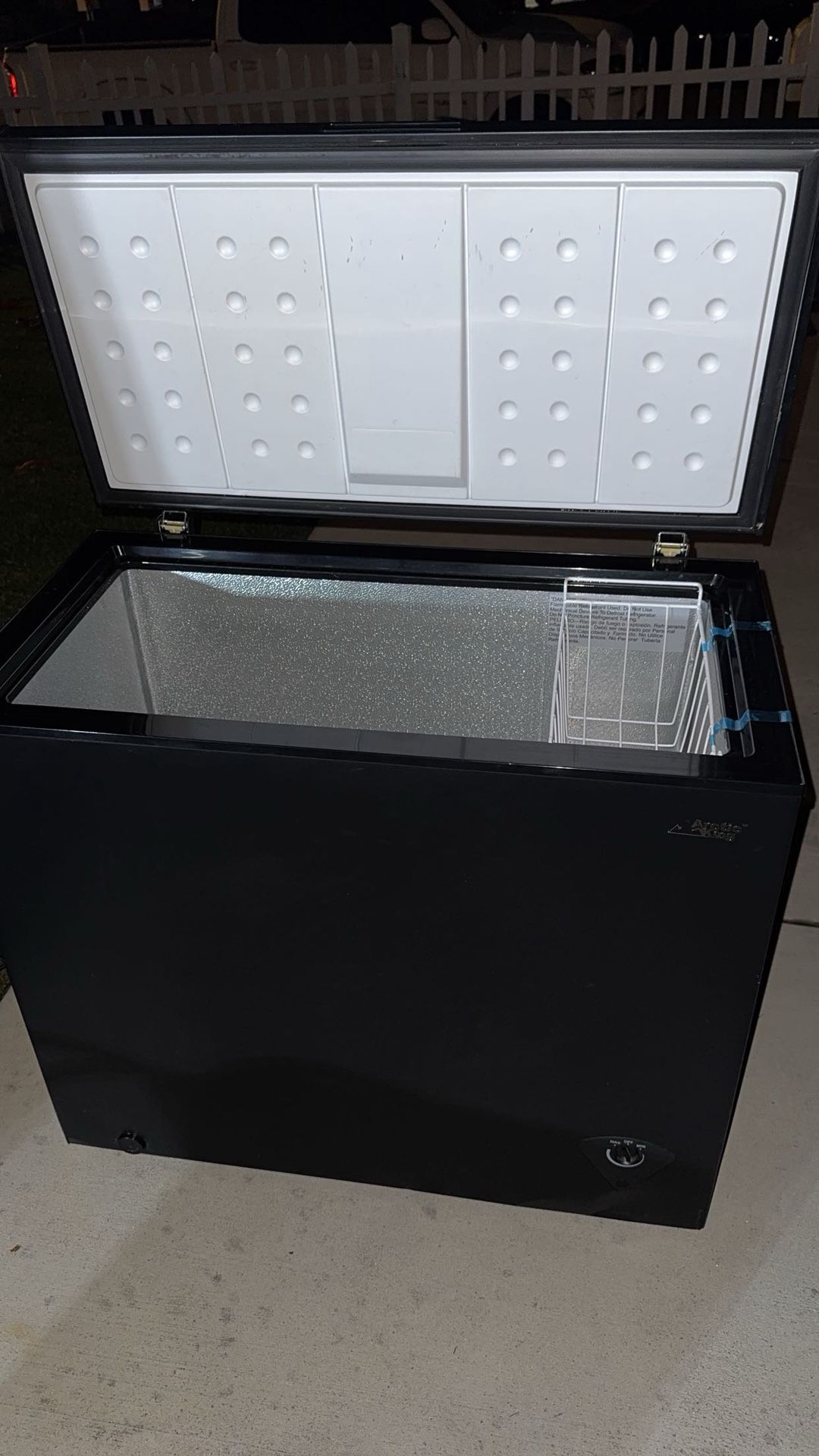Freezer 7 Cubic Ft Arctic King