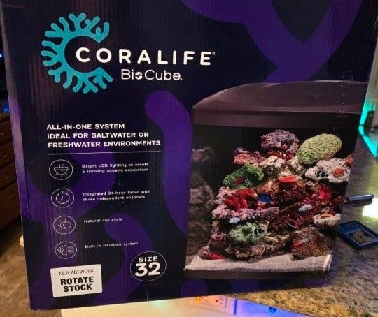 Fish Tank Nano Cube 32gal Salt Water Reef
Tank Brand New