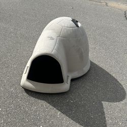 Outdoor Plastic Dog House 