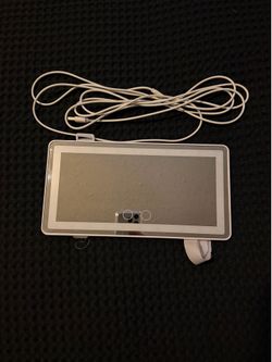 Portable vanity LED mirror
