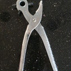 Multiple Size Leather Hole Punch