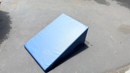 Blue Foam Wedge Mat