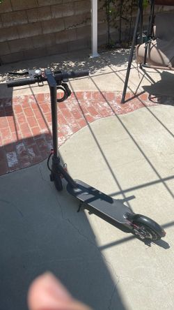 Electric scooter