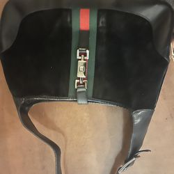 Gucci Hand Bag With Matching Wallet 
