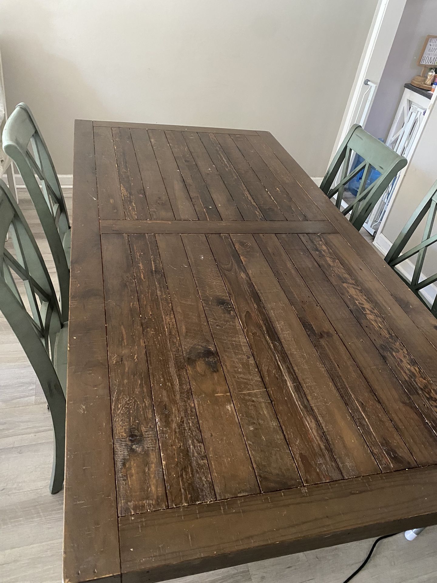 Table With 4 Chairs