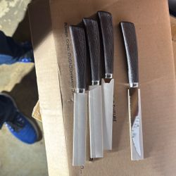  Vantage Steak knife 10$ For 1 or 4 For 30$