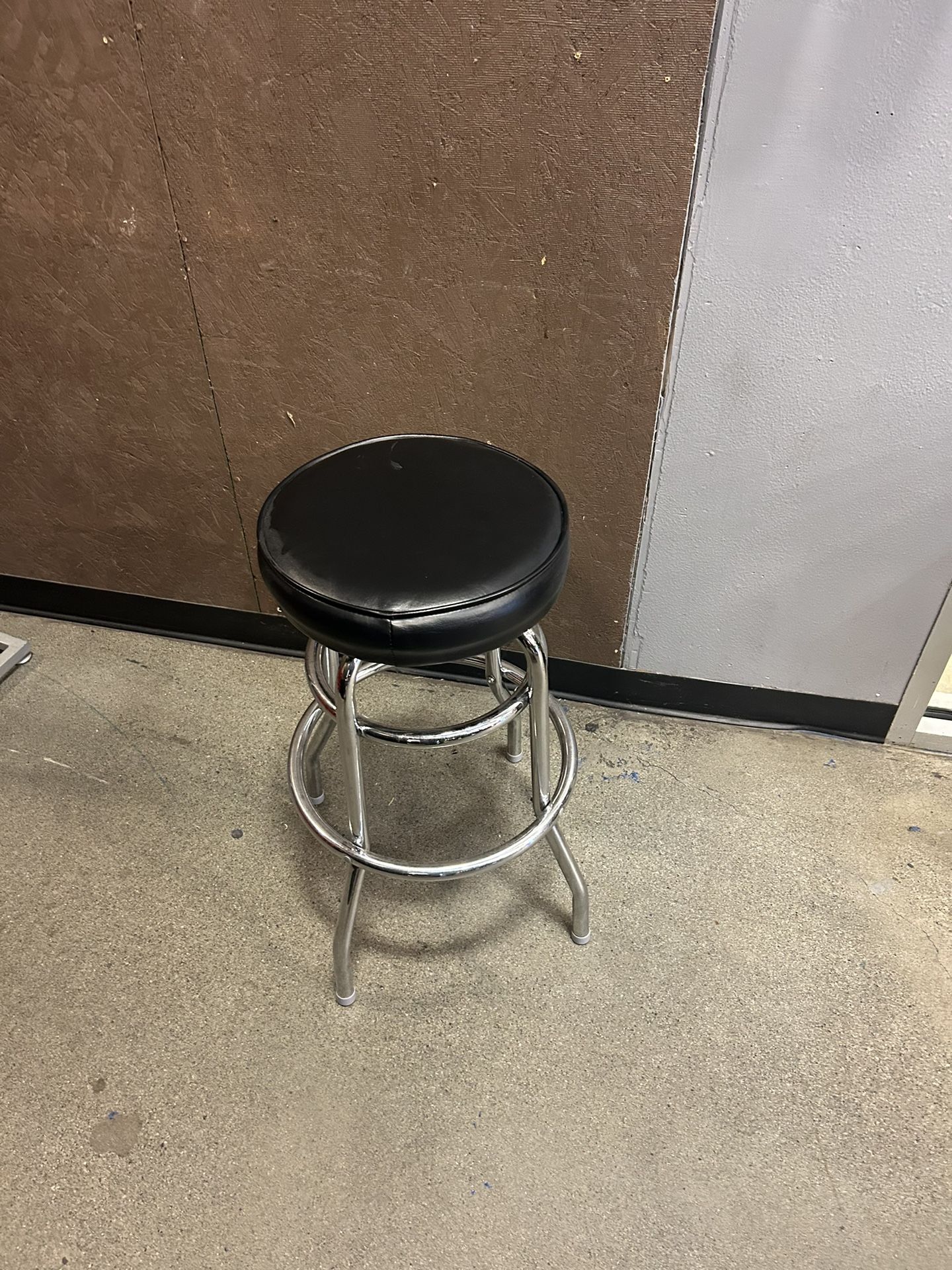 Lancaster Bar Stool