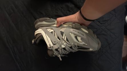 Balenciaga tracks led 42