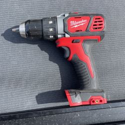 1/2 Milwaukee Drill/driver 