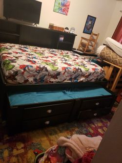 Full/twin Black Trundle Bed