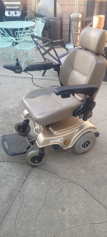 Electric Wheelchair ♿️