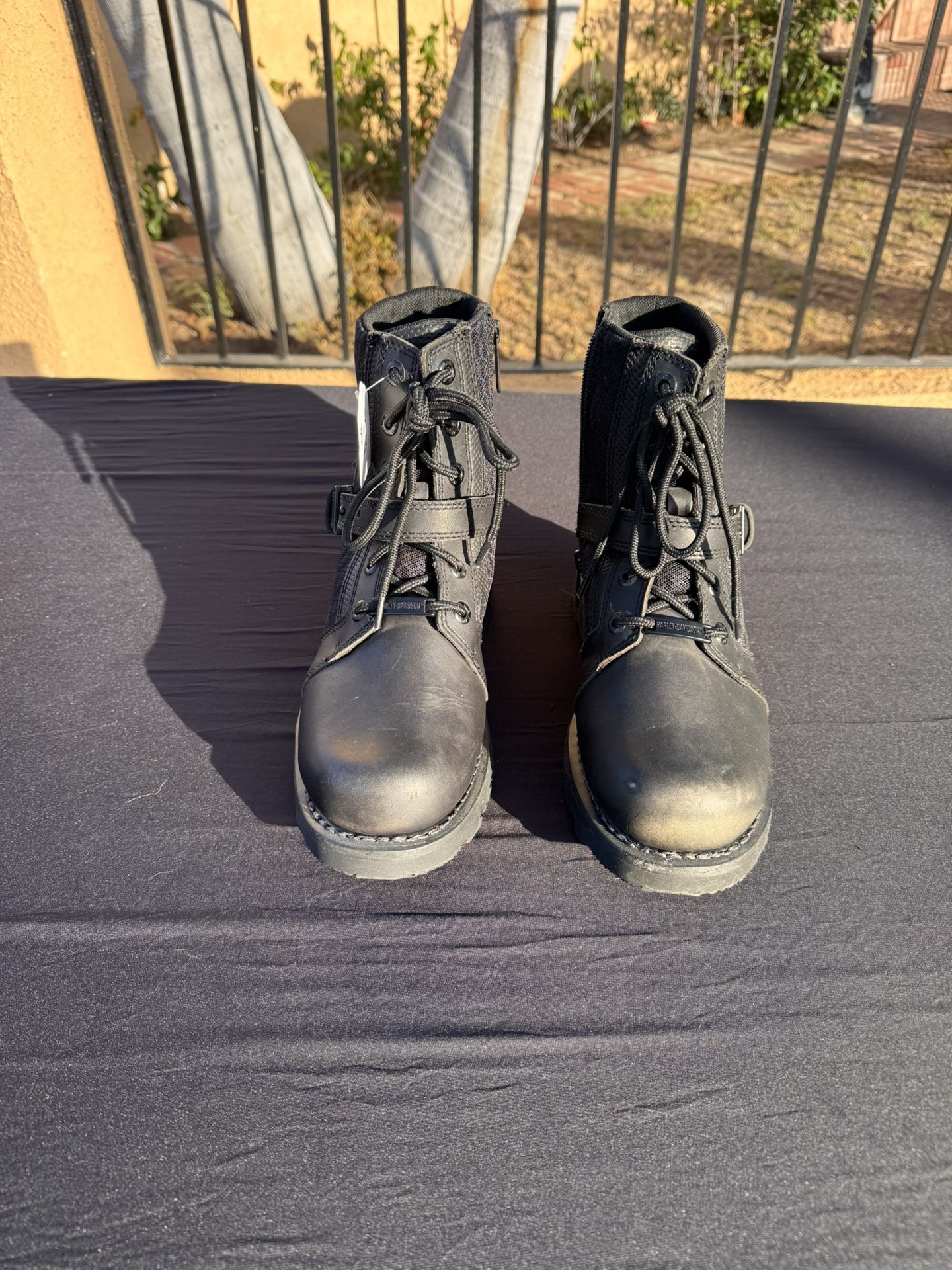 Women’s 8.5 Harley Davidson Boots